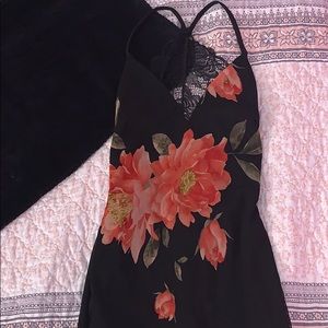 Very fashionable and elegant dress.